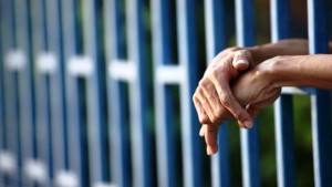 El 23% de los presos con salidas transitorias no regresa a las cárceles