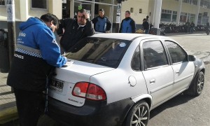 Transporte ilegal: en 2017 secuestraron un auto cada dos días en La Plata