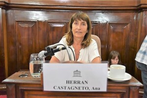Interviene la Defensora Ciudadana por el “vacunatorio vip” que ventiló Ana Castagneto